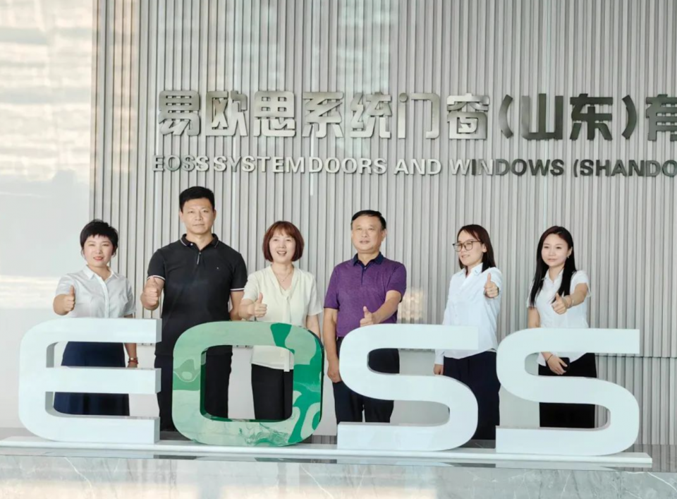 中国建筑金属结构协会铝门窗幕墙分会领导莅临华建铝业集团参观考察